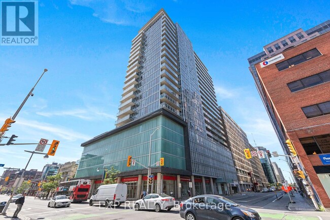 property at 324-2324 Laurier Ave W