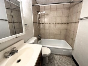 5442 Jackson St in Pittsburgh, PA - Building Photo - Building Photo