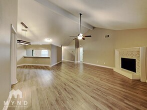 3006 Avanti Ct in Pearland, TX - Foto de edificio - Building Photo