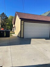 629 Monroe St NE, Unit 1 in Minneapolis, MN - Foto de edificio - Building Photo