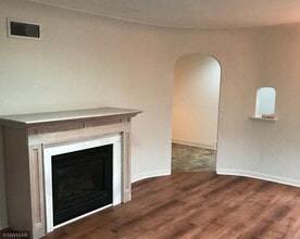 1105 Roosevelt Rd SE in Bemidji, MN - Building Photo - Building Photo