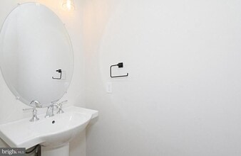 51 E Clymer Ave in Sellersville, PA - Building Photo - Building Photo