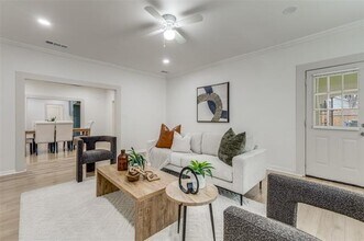 922 Cristler Ave in Dallas, TX - Building Photo - Building Photo