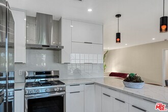 3500 Tuller Ave in Los Angeles, CA - Building Photo - Building Photo