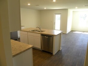 16808 Rhodes Ln in Foley, AL - Building Photo - Building Photo