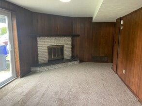 4130-4136 Canterbury Dr in Erie, PA - Building Photo - Building Photo