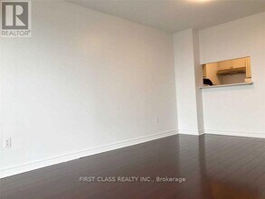 1-2301 Pemberton Ave in Toronto, ON - Building Photo - Building Photo