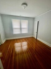 405 Sylvania Ave in Charlotte, NC - Foto de edificio - Building Photo