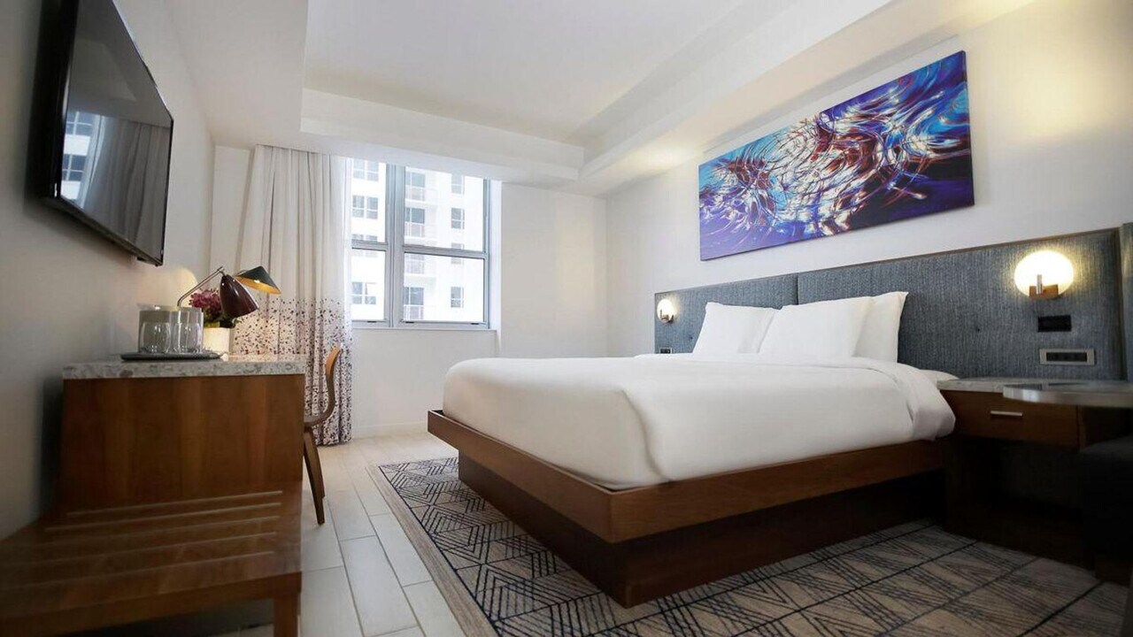 1780 Polk St in Hollywood, FL - Foto de edificio