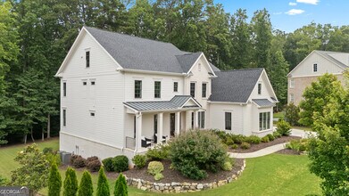 2045 Kent Ct in Alpharetta, GA - Building Photo - Building Photo