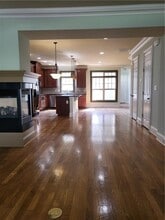 4382 Hansboro Way in Suwanee, GA - Foto de edificio - Building Photo