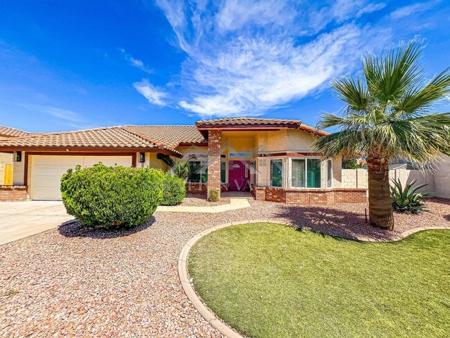 property at 1966 E Belmont Dr