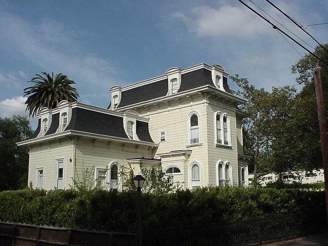 Historic Goodman Mansion in Napa, CA - Building Photo - Building Photo