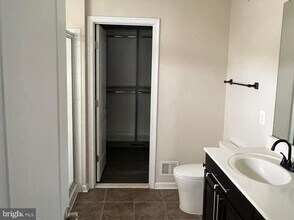 608 Victorianna Dr in Capitol Heights, MD - Building Photo - Building Photo