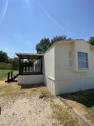 1620 E Reno Rd in Azle, TX - Building Photo