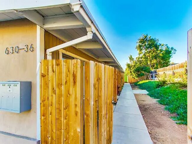 66th Street in San Diego, CA - Building Photo - Interior Photo