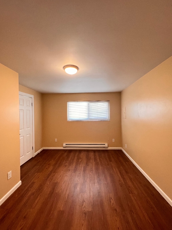 14332 32nd Ave NE, Unit F in Seattle, WA - Building Photo - Building Photo