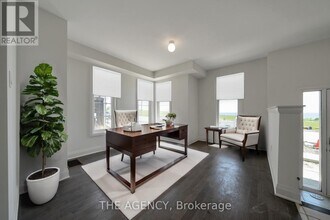 563 Port Darlington Rd in Bowmanville, ON - Building Photo - Building Photo