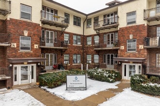 Knickerbocker Apartments in Omaha, NE - Foto de edificio - Building Photo