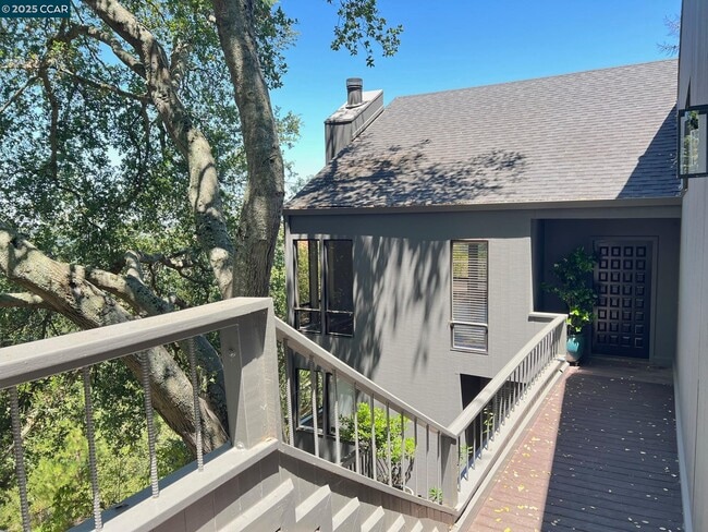 47 El Gavilan Rd in Orinda, CA - Building Photo - Building Photo