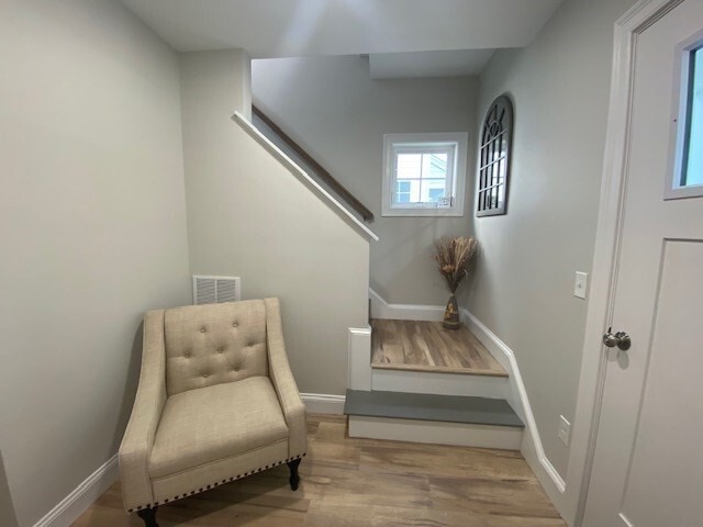 152 W Main St in Millbury, MA - Building Photo - Building Photo
