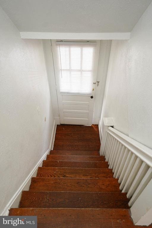 235 Newton St