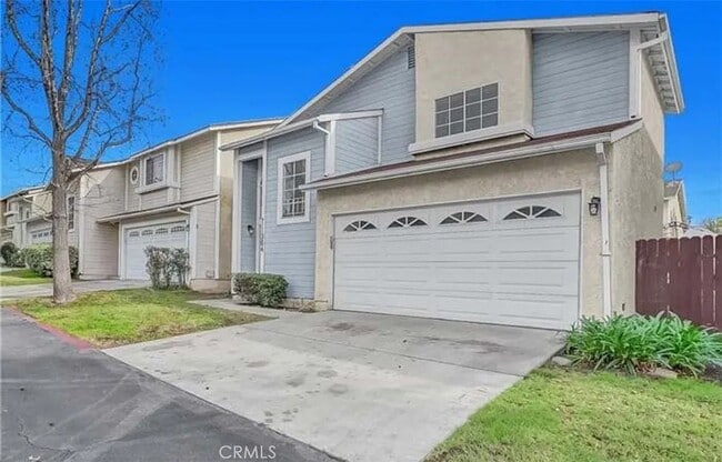 11384 Dronfield Terrace in Los Angeles, CA - Building Photo - Building Photo