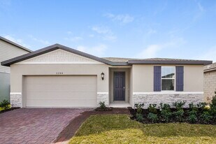 5284 Sanders Oak Trl in St. Cloud, FL - Building Photo