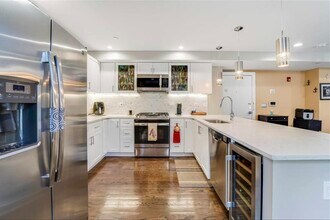 126 Delaware Ave in Jersey City, NJ - Building Photo - Building Photo