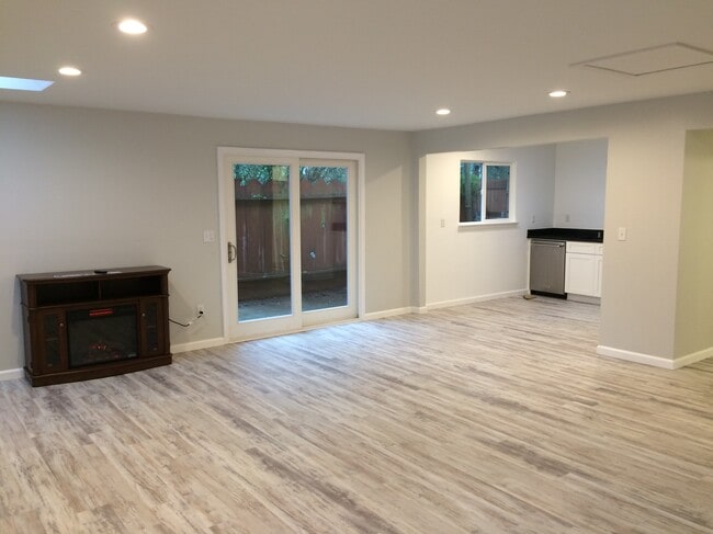 7700 Devon Ct in Atascadero, CA - Building Photo - Building Photo