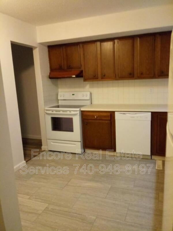 1740 Oak Ct in Heath, OH - Building Photo - Building Photo