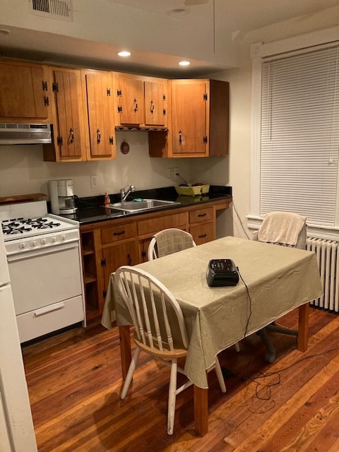 property at 3911 Foster Ave