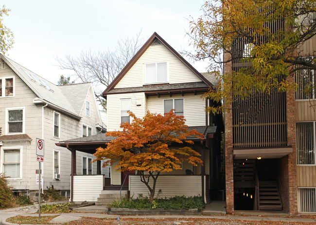 311 S Division St in Ann Arbor, MI - Building Photo - Building Photo