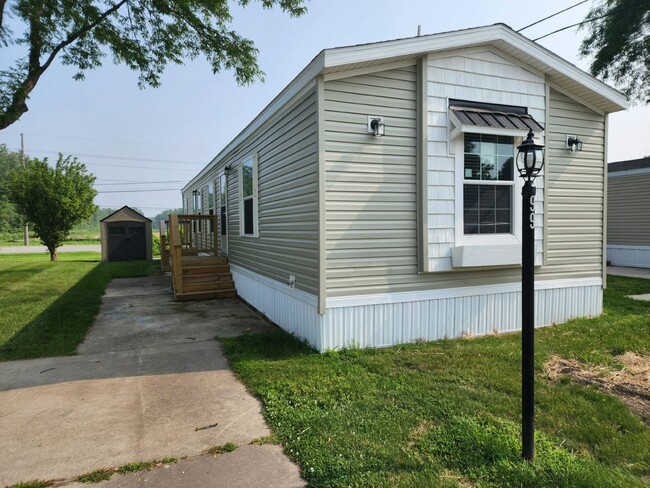 property at 99 Lincoln Dr