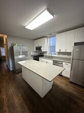1332 N Western Ave in Chicago, IL - Building Photo - Building Photo
