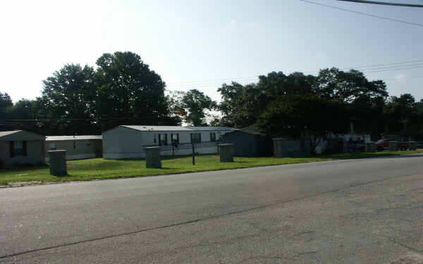 Cornerstone Mobile Home Park in Lithonia, GA - Building Photo - Building Photo