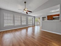 1085 S Hiawassee Rd, Unit 522 in Orlando, FL - Building Photo - Building Photo