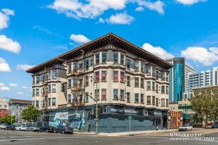 Unit 410 in Oakland, CA - Building Photo