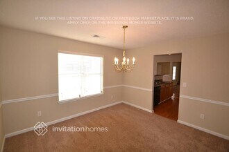 624 Granite Trce in Stone Mountain, GA - Foto de edificio - Building Photo