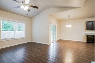 1080 Park View Dr in Chelsea, AL - Building Photo - Building Photo