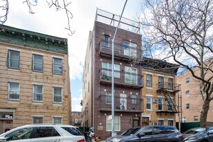 1348 44th St in Brooklyn, NY - Building Photo
