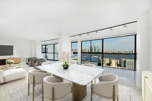 380 Mountain Rd in Union City, NJ - Building Photo