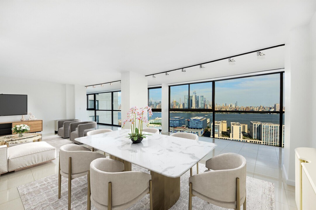 380 Mountain Rd in Union City, NJ - Building Photo