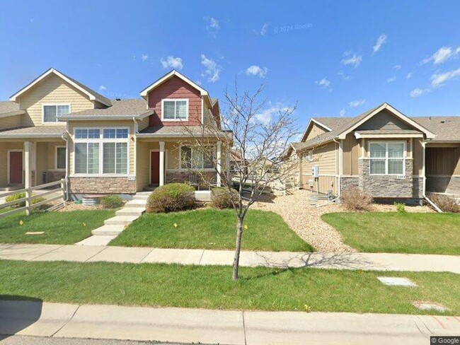 property at 3015 Denver Dr