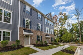 306 New Gallant Dr in Stallings, NC - Building Photo - Building Photo