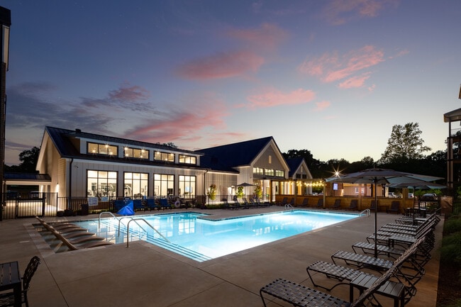 Abberly Liberty Crossing in Charlotte, NC - Building Photo - Building Photo