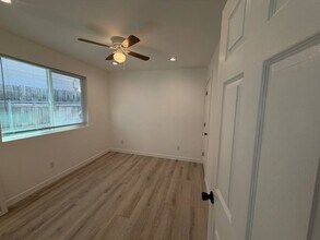 5903 1/2 Texhoma Ave in Los Angeles, CA - Foto de edificio - Building Photo