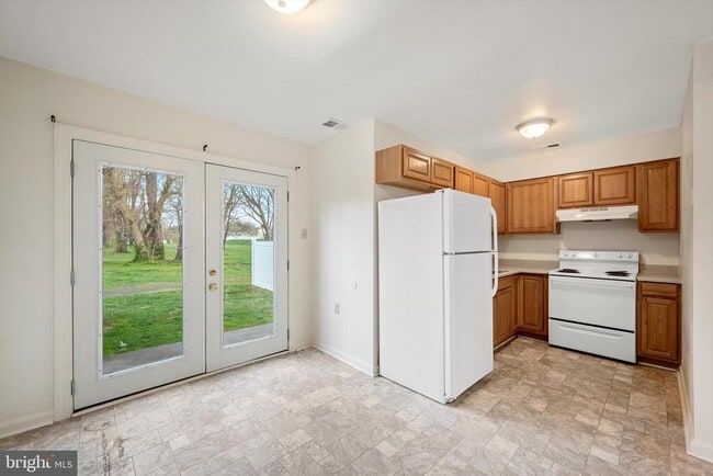 105 Cameron St in Berryville, VA - Building Photo - Building Photo