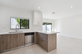 The Villages at Miami Gardens in Miami Gardens, FL - Foto de edificio - Building Photo