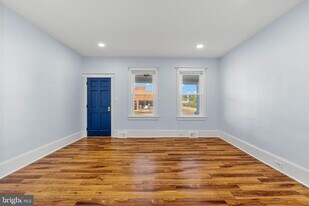 601 High St in Burlington, NJ - Building Photo